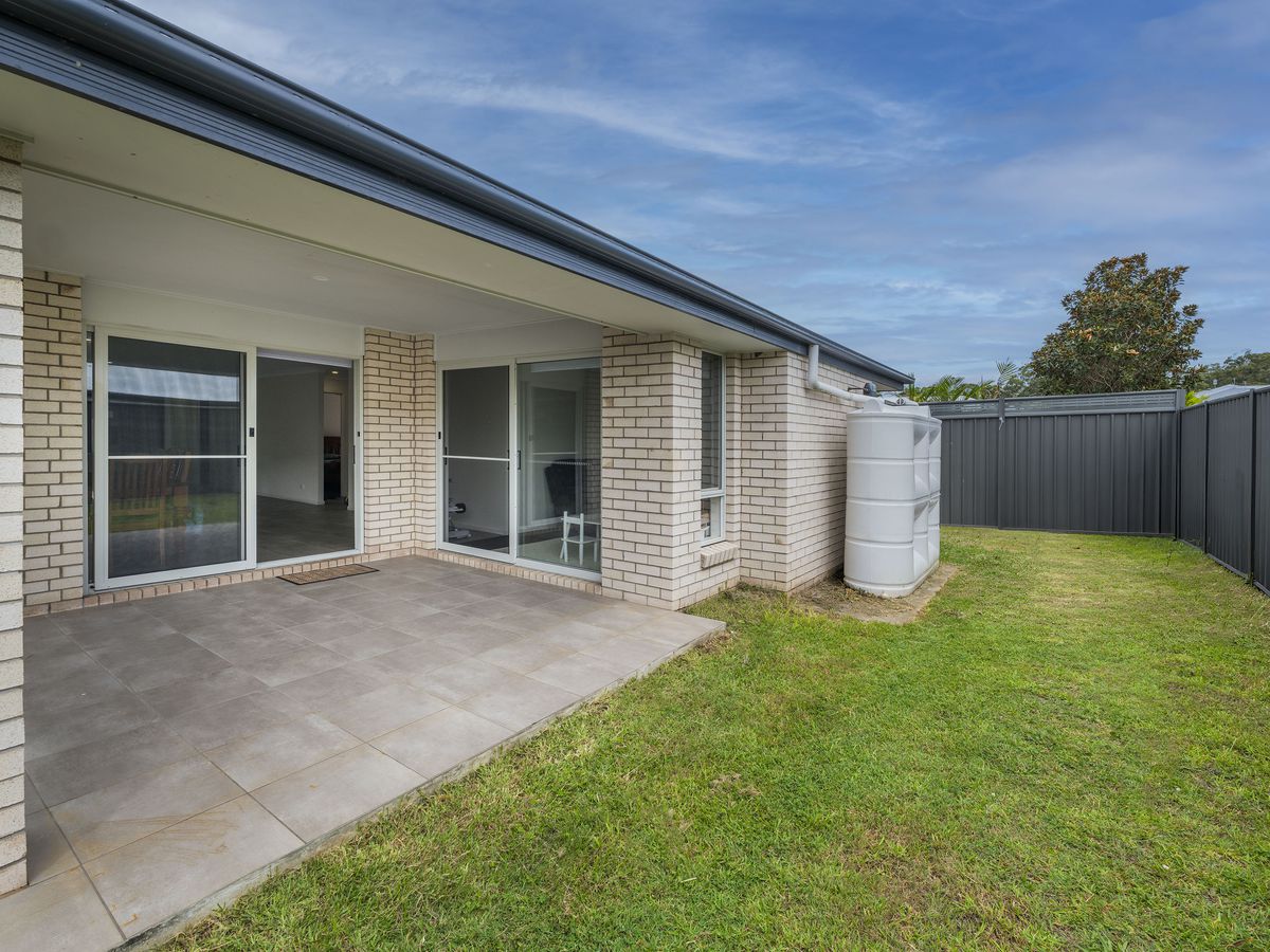 4 Rockpool Avenue, Sandy Beach