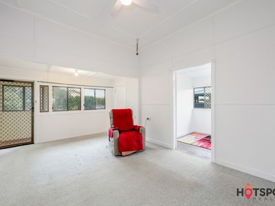 15 Duncraigen Street, Norville