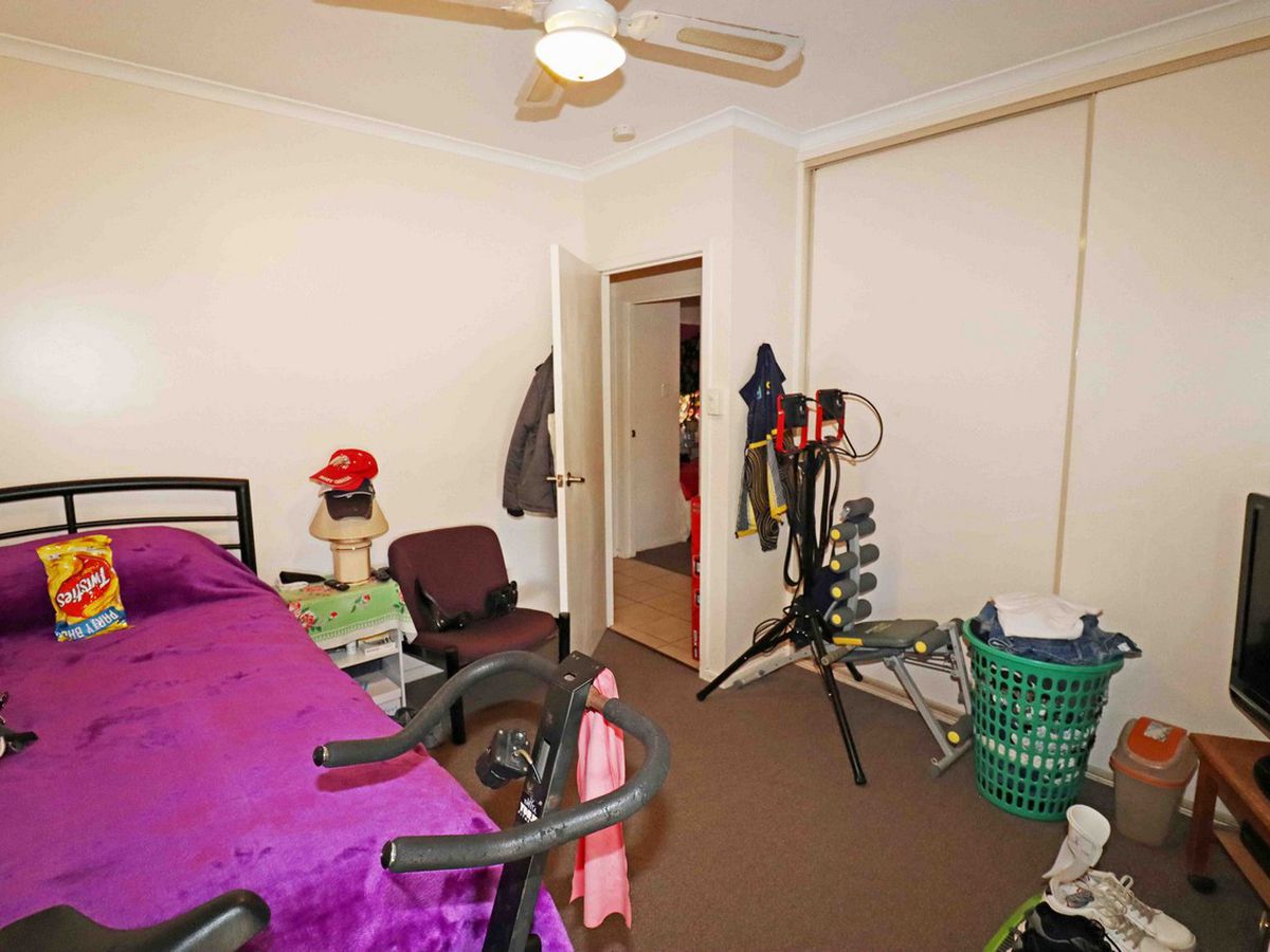 7 Centenary Drive, Atherton