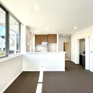 918 / 6 Marquet Street