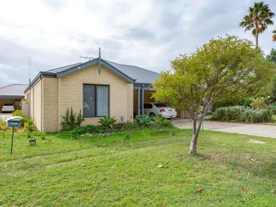 1 / 62 Winton Street, Carey Park