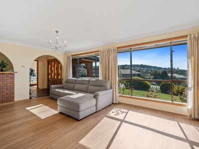 64 Woodlands Drive, Blackmans Bay