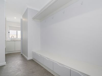 34 DARTNELL CRESCENT, Wodonga