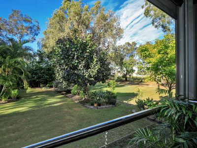 10 PAPERBARK COURT, Woodgate