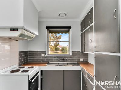 24 Winifred Street, Horsham