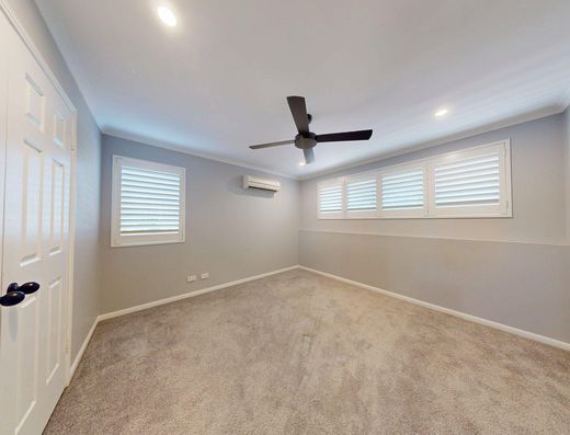 Modern Townhouse in Central Noosaville Location image 8