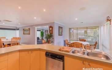 16 Highton Court, Beaconsfield