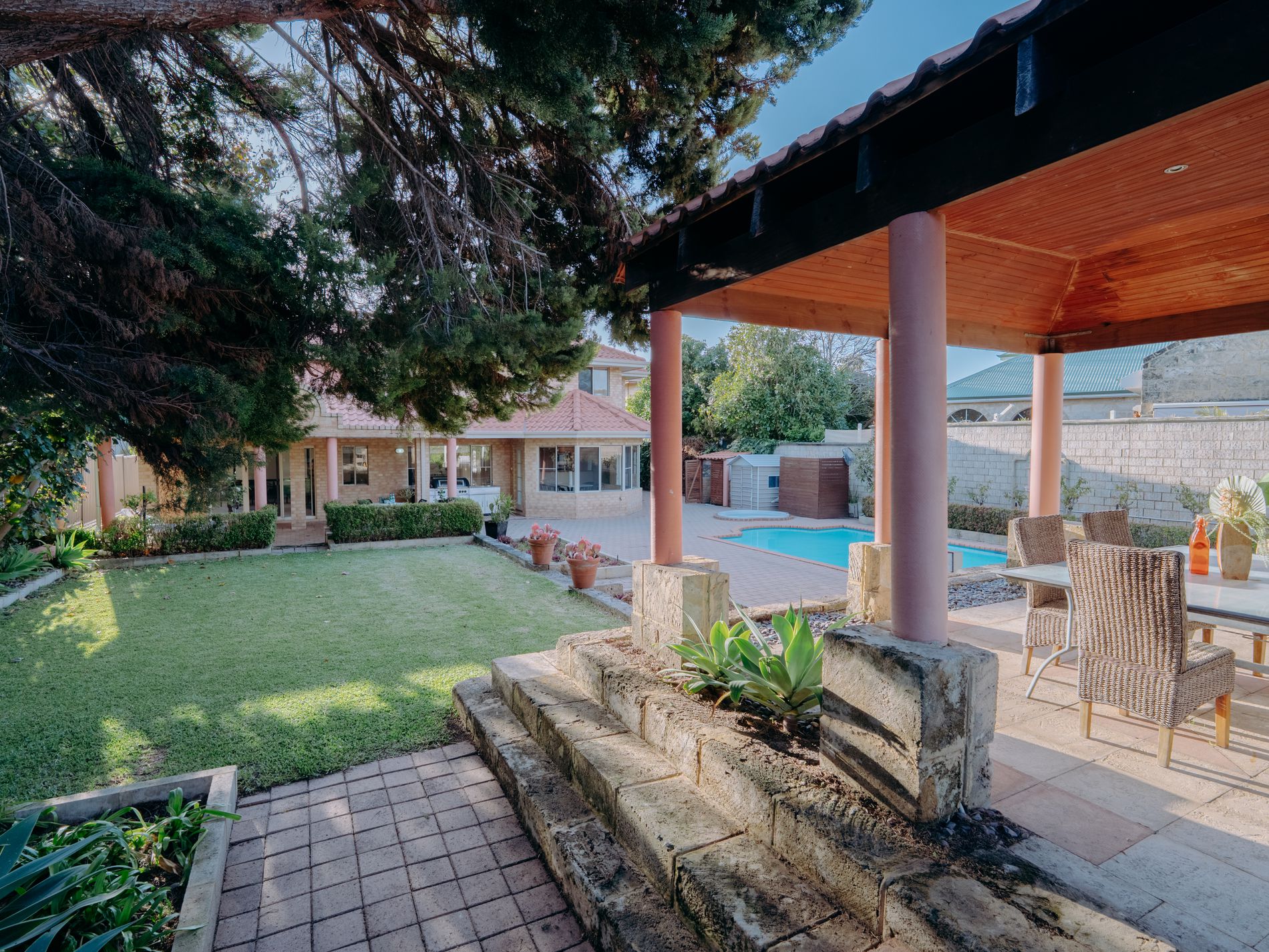 24 Troy Street, Applecross