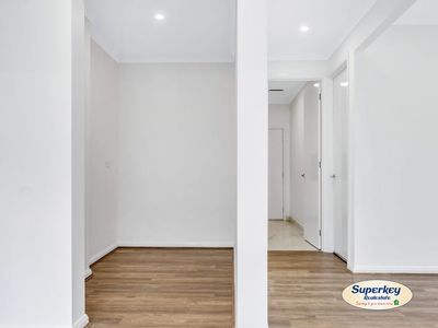 4 Groton Street, Manor Lakes