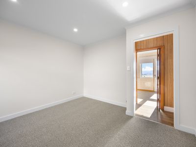 6 Denison Grove, West Launceston
