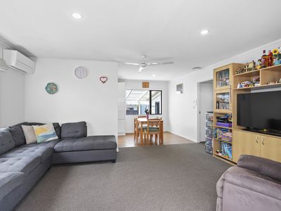 2 Mary Keane Lane, Parakai