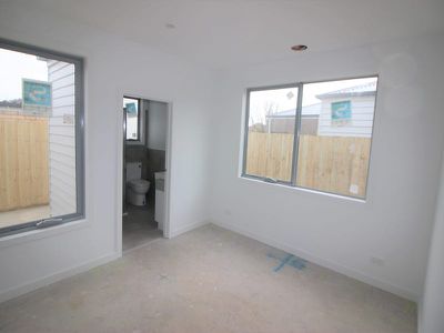 2 / 13 Hughes Street, Bell Park