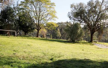 8 Funnell Road, Beaconsfield Upper