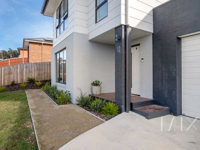 12 Apolline Drive, Kingston