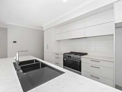 7 ELATION GROVE, Baldivis