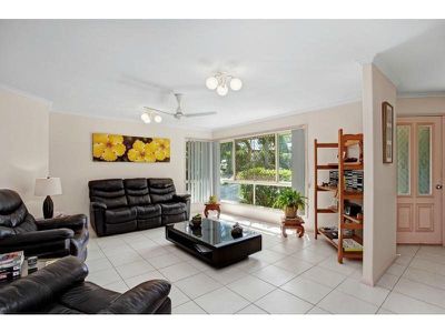 43 Gooloi Court, Tewantin