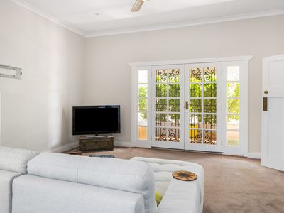 33 Lyall Street, Lamington