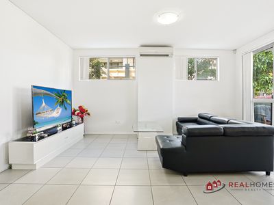 80 / 56 Lakeside Parade, Jordan Springs