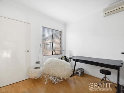 2 / 8 Sleat Road, Mount Pleasant