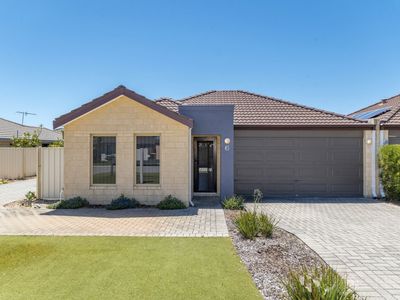 6 / 14 Godwit Street, Queens Park