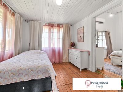 10 Scullen Ave, Mighell