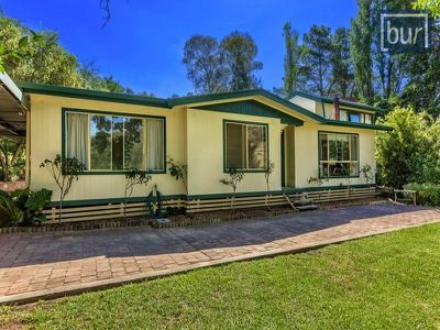 330 Simpson Road, Kergunyah