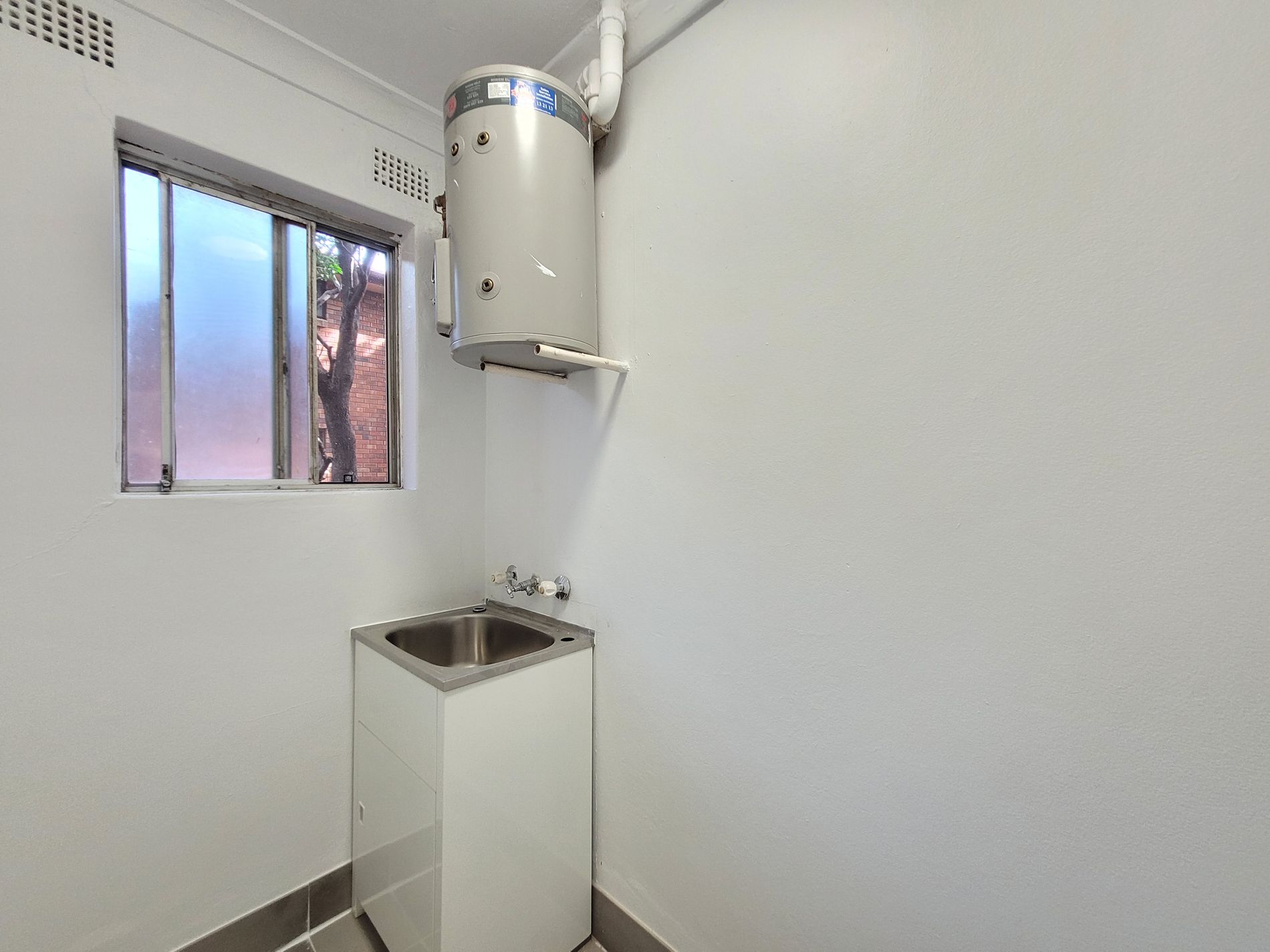 2 / 49 Colin Street, Lakemba