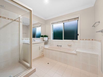 10 Jasmine Street, Wakerley