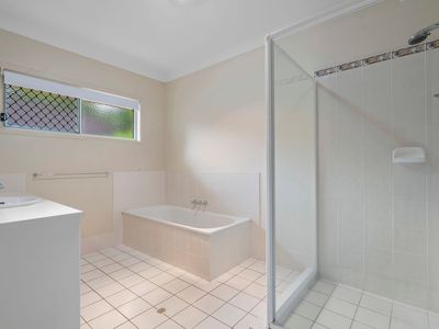 1 Butler Place, Redland Bay