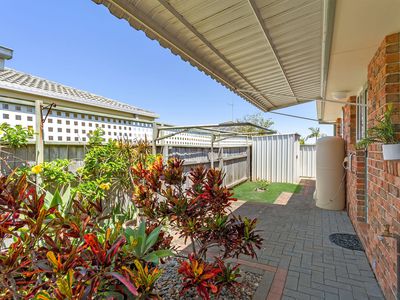 2 / 80 Amanda Crescent, Forster