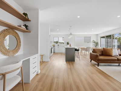 2 / 61 Stanley Street, Summerhill