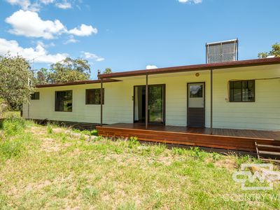 710 Coopers Road, Red Range