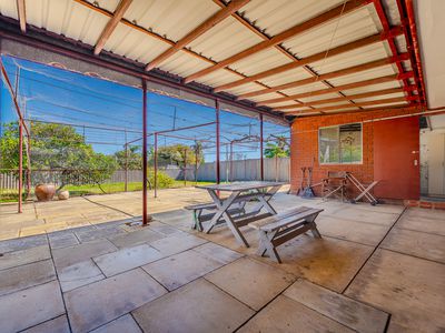 12 Adamson Rd, Parmelia