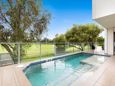 18 / 15 Barramul Street, Bulimba