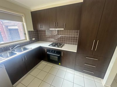 3 Radiata Close, Wyndham Vale