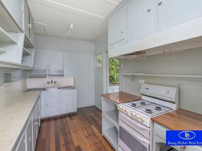 22 Newcomen Street, Indooroopilly