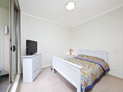 320 / 21 Hill Road, Wentworth Point