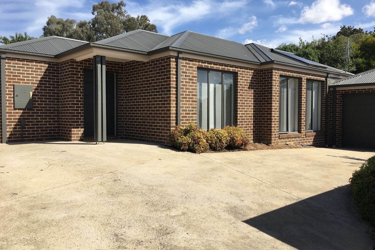 2 / 12 Cricket Street, Mansfield