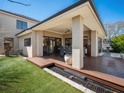 18 Novara Way, Stirling