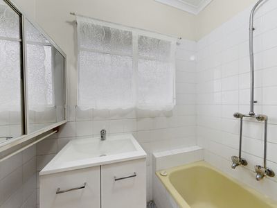 27 Tarata Drive, Doveton