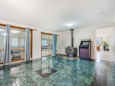 49 Anthony Drive, Rosemeadow