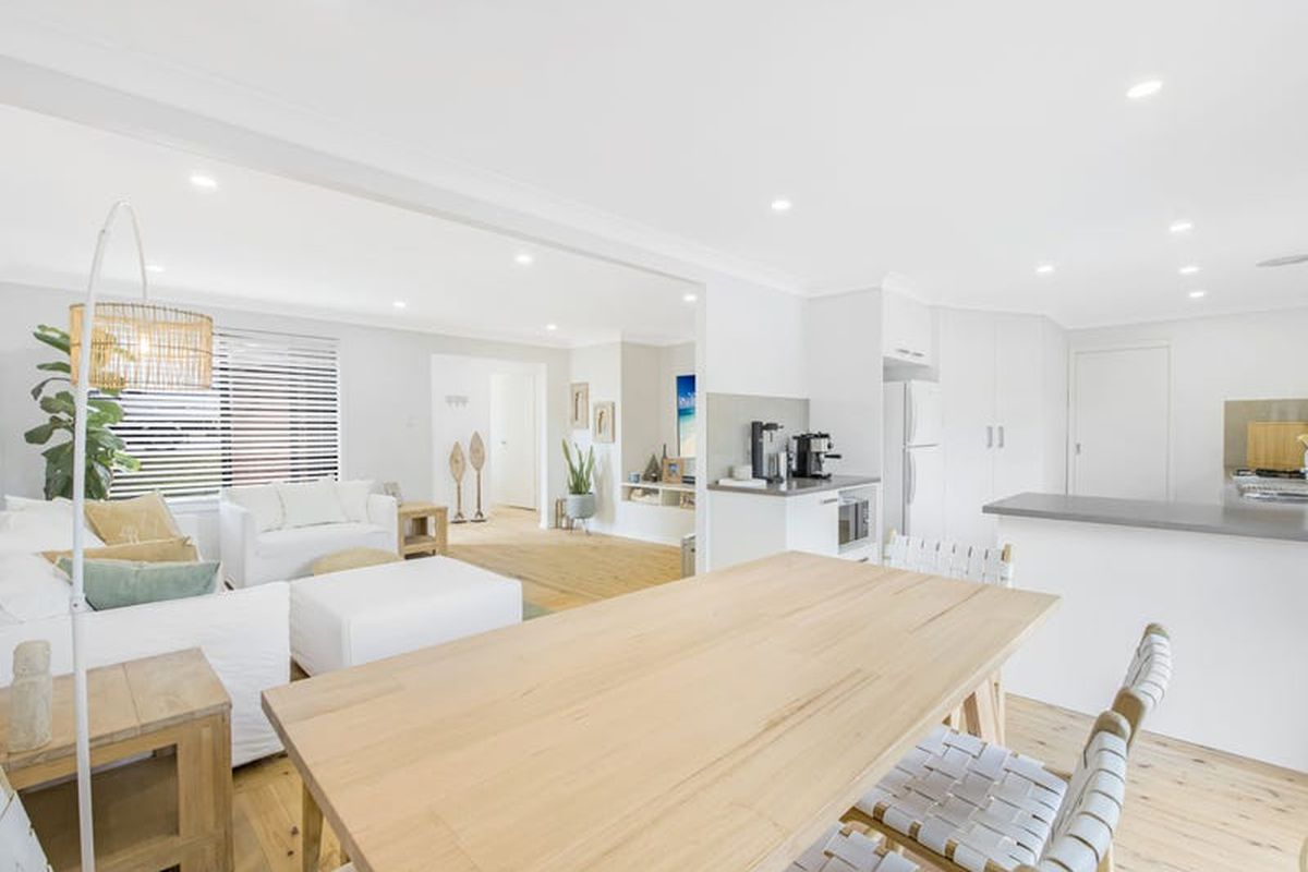 2 Marlowe Road, Bateau Bay