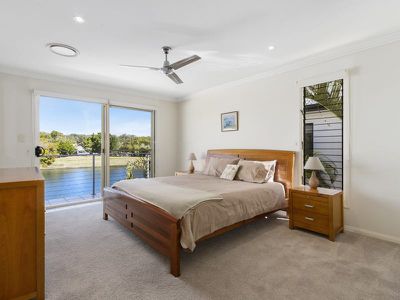 6 Masthead Quay, Noosa Waters