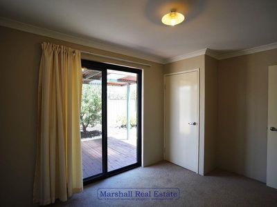 32 Ripplevale Circle, Carramar