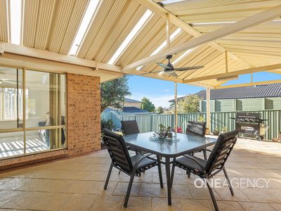 4 Munduran Close, Albion Park