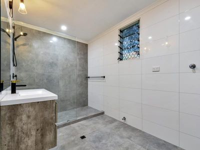 75 Callistemon Rd, Howard Springs