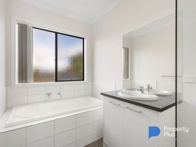 213 Redgum Way, Jackass Flat