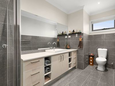 3 / 5 Fraser Court, Jacana