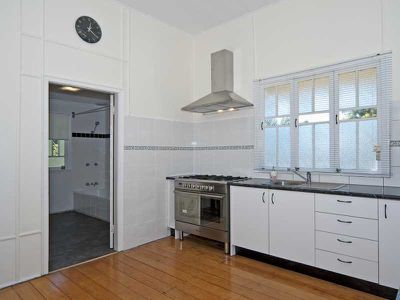 24 Downs Street, North Ipswich