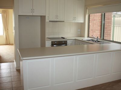 6 / 20 Brooks Street, Millicent